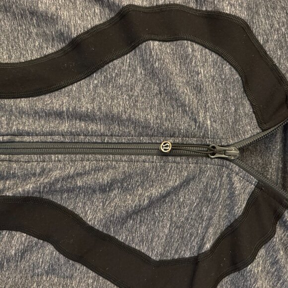 Lululemon Athletica In Stride Gray/Black jacket - Gray Size 4 - Picture 3 of 6
